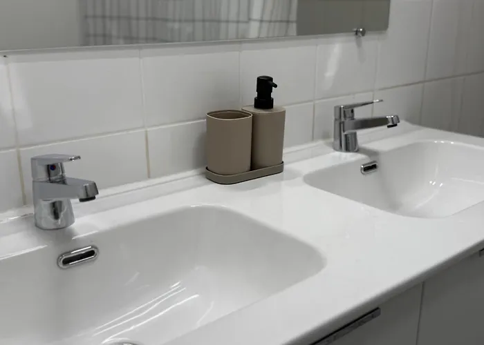 Calme & Spacieux - 6 Pers, Parking Prive, Metro 5min Direct Centre-ville, Checkin Autonome, Wifi- Ideal Sejour Pro, Touristique, Entre Amis Ou Famille * Toulouse