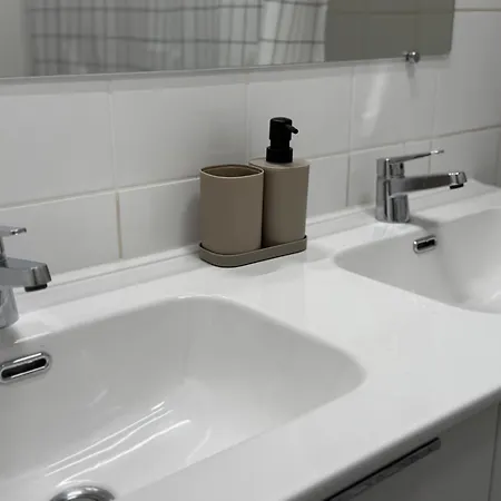 Calme & Spacieux - 6 Pers, Parking Prive, Metro 5min Direct Centre-ville, Checkin Autonome, Wifi- Ideal Sejour Pro, Touristique, Entre Amis Ou Famille * Toulouse