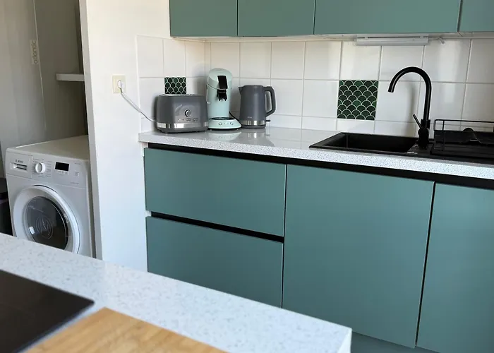 Calme & Spacieux - 6 Pers, Parking Prive, Metro 5min Direct Centre-ville, Checkin Autonome, Wifi- Ideal Sejour Pro, Touristique, Entre Amis Ou Famille アパート *